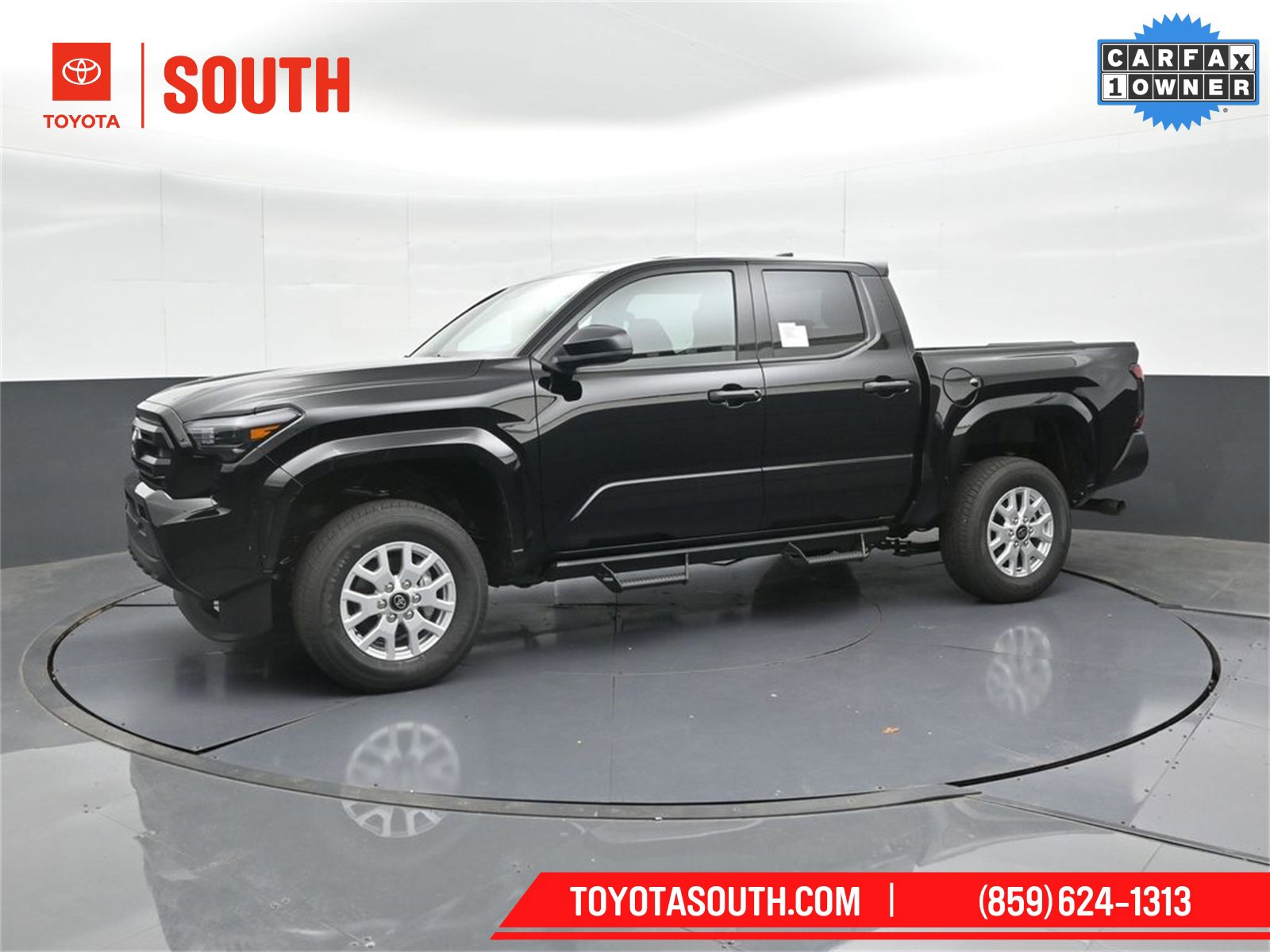 Used 2025 Toyota Tacoma SR w/ SR Upgrade Package image 7