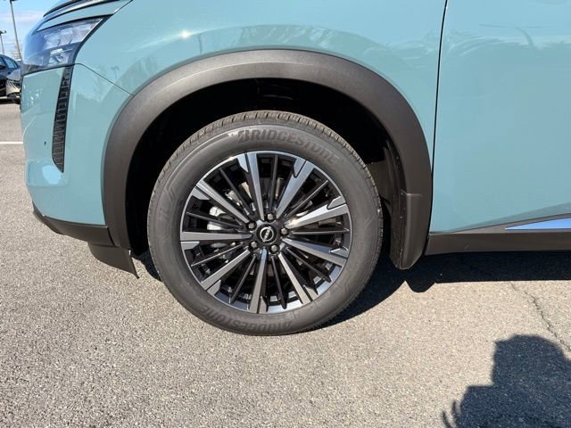 New 2026 Nissan Pathfinder Platinum w/ Cargo Package image 9