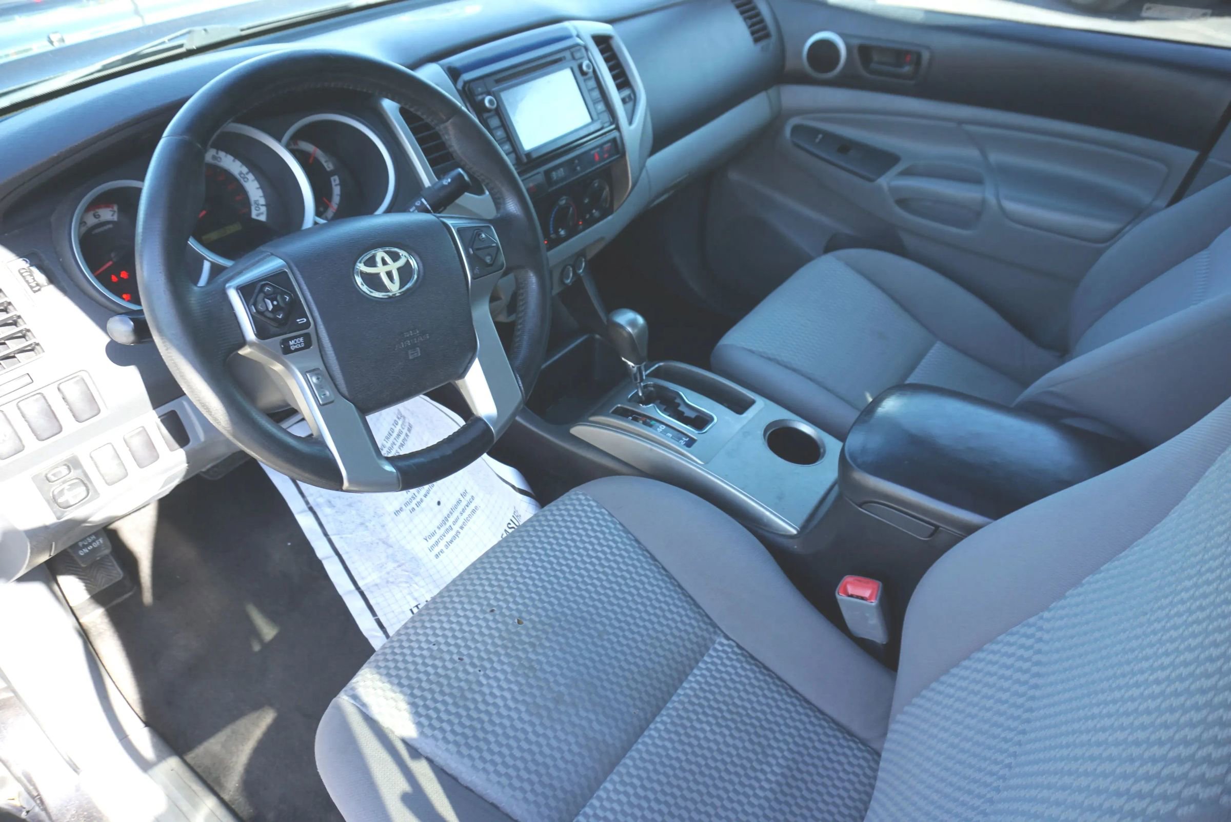Used 2014 Toyota Tacoma PreRunner w/ SR5 Package RWD image 19