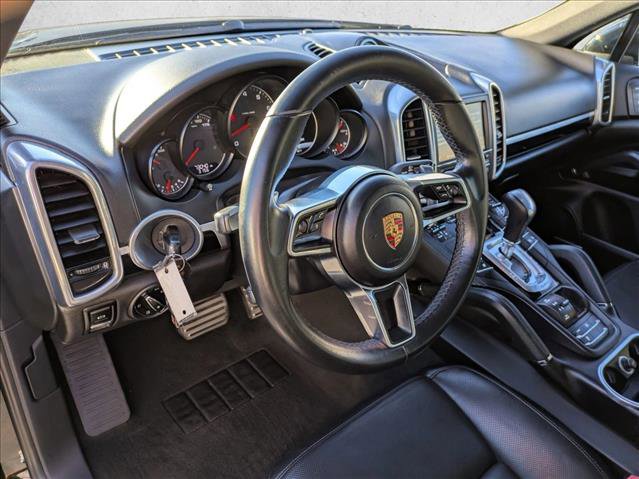 Used 2016 Porsche Cayenne image 11