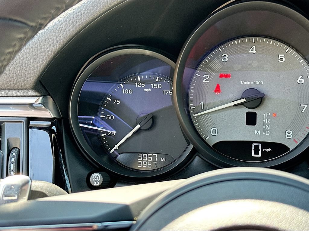 Certified 2025 Porsche Macan S AWD/4WD image 13