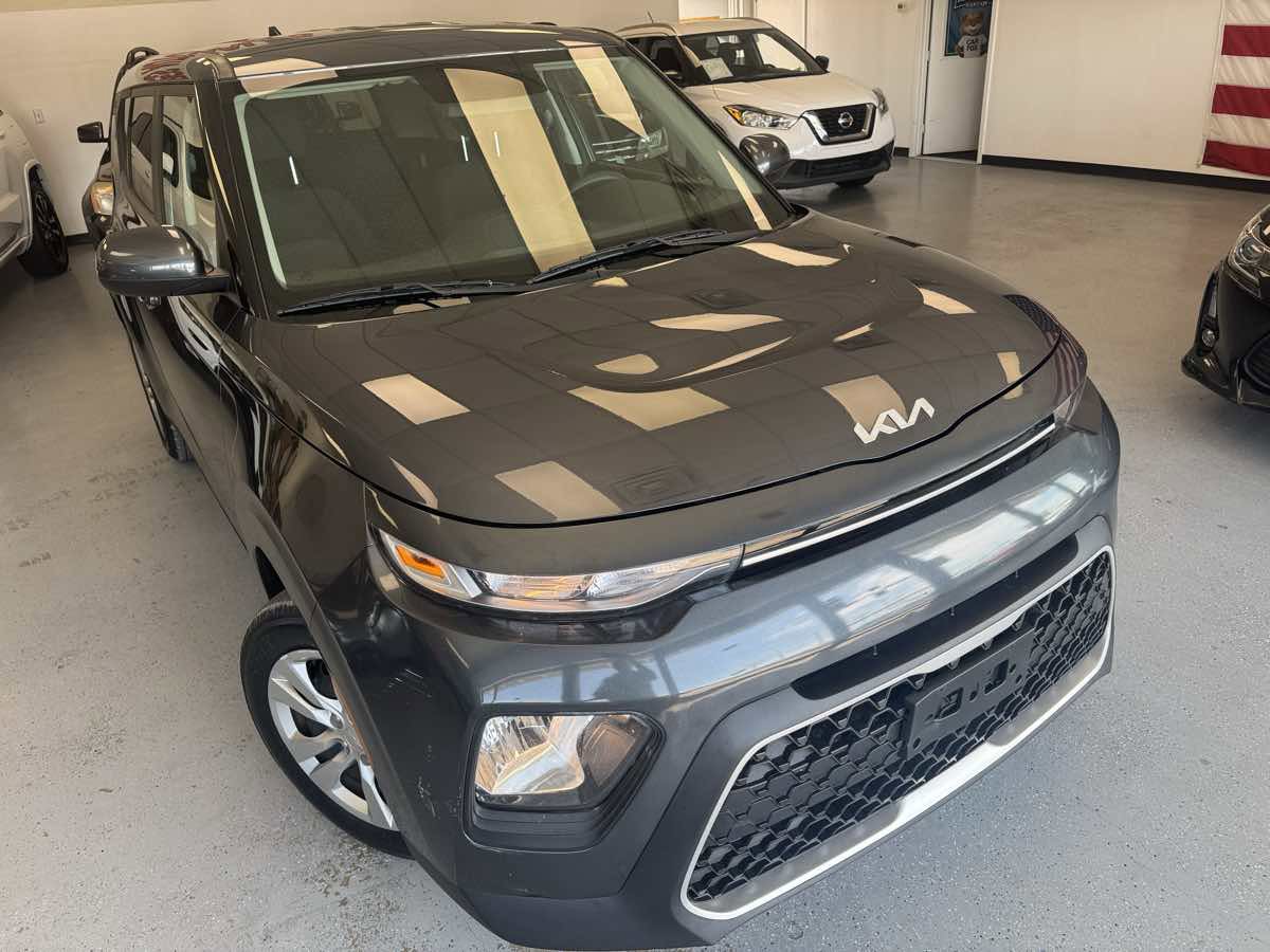Used 2022 Kia Soul LX FWD image 9
