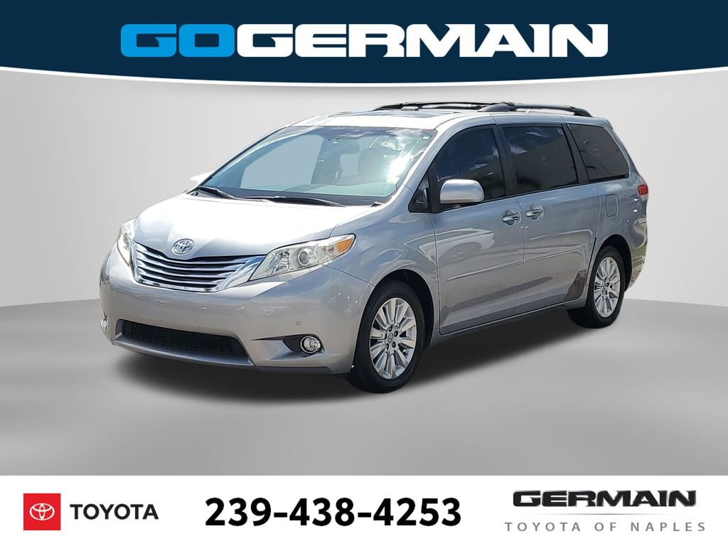 Used 2012 Toyota Sienna Limited w/ Premium Pkg image 1