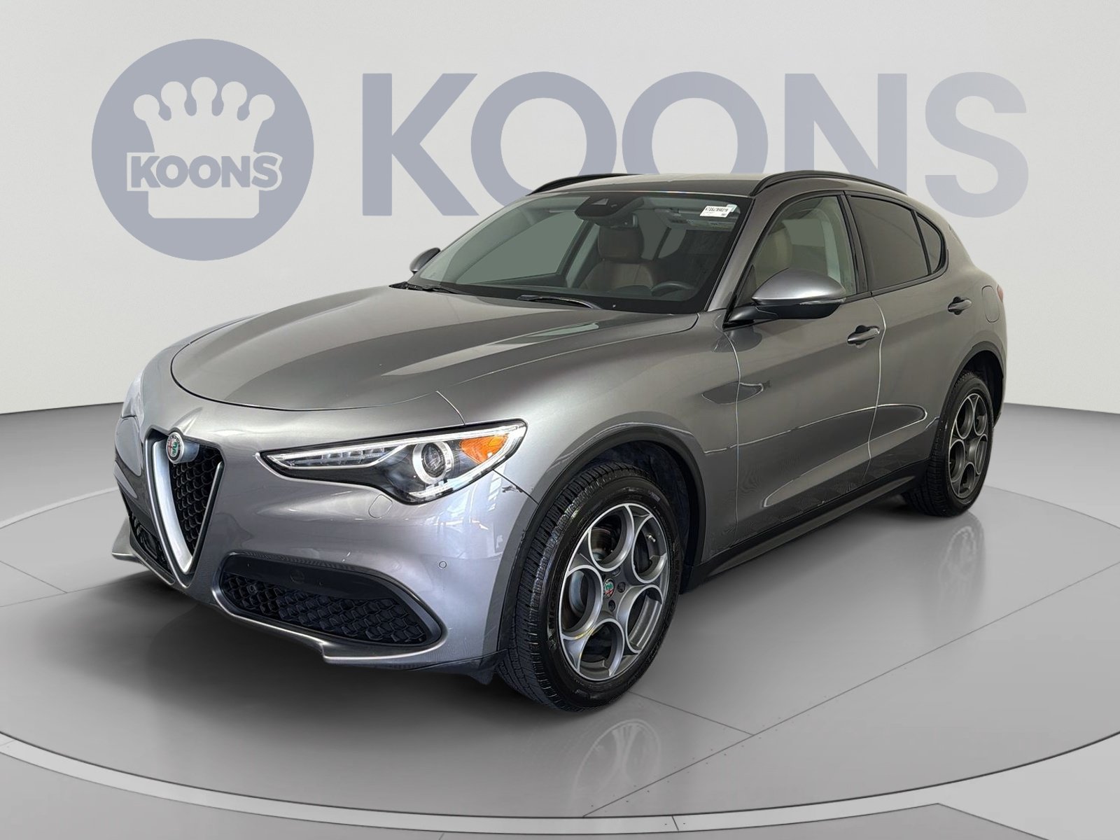 Used 2018 Alfa Romeo Stelvio Sport w/ Quick Order Package 22J Sport AWD/4WD image 1