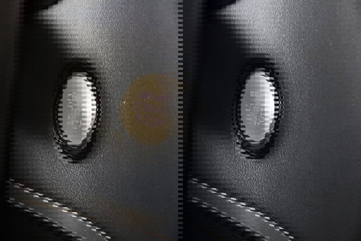 Used 2018 Kia Stinger Premium image 31