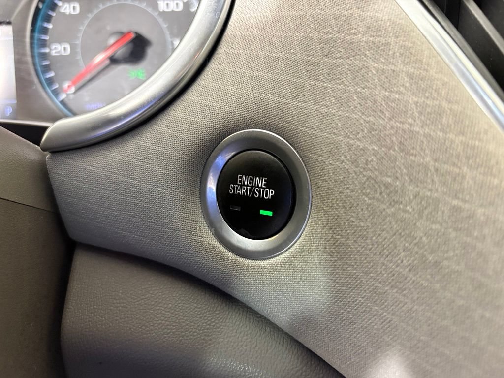 Used 2021 Chevrolet Malibu LT FWD image 26