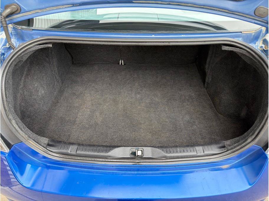 Used 2011 Nissan Sentra 2.0 SR w/ Moonroof Pkg FWD image 20
