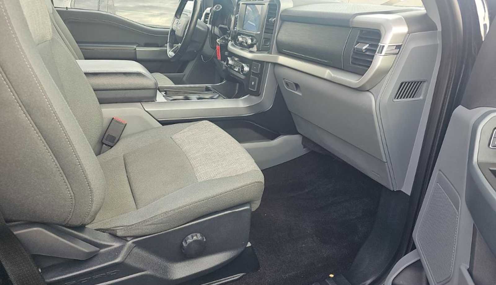 Used 2022 Ford F150 XLT w/ Equipment Group 301A Mid image 7