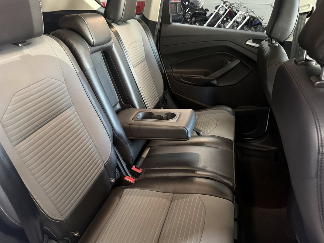 Used 2019 Ford Escape Titanium AWD/4WD image 20