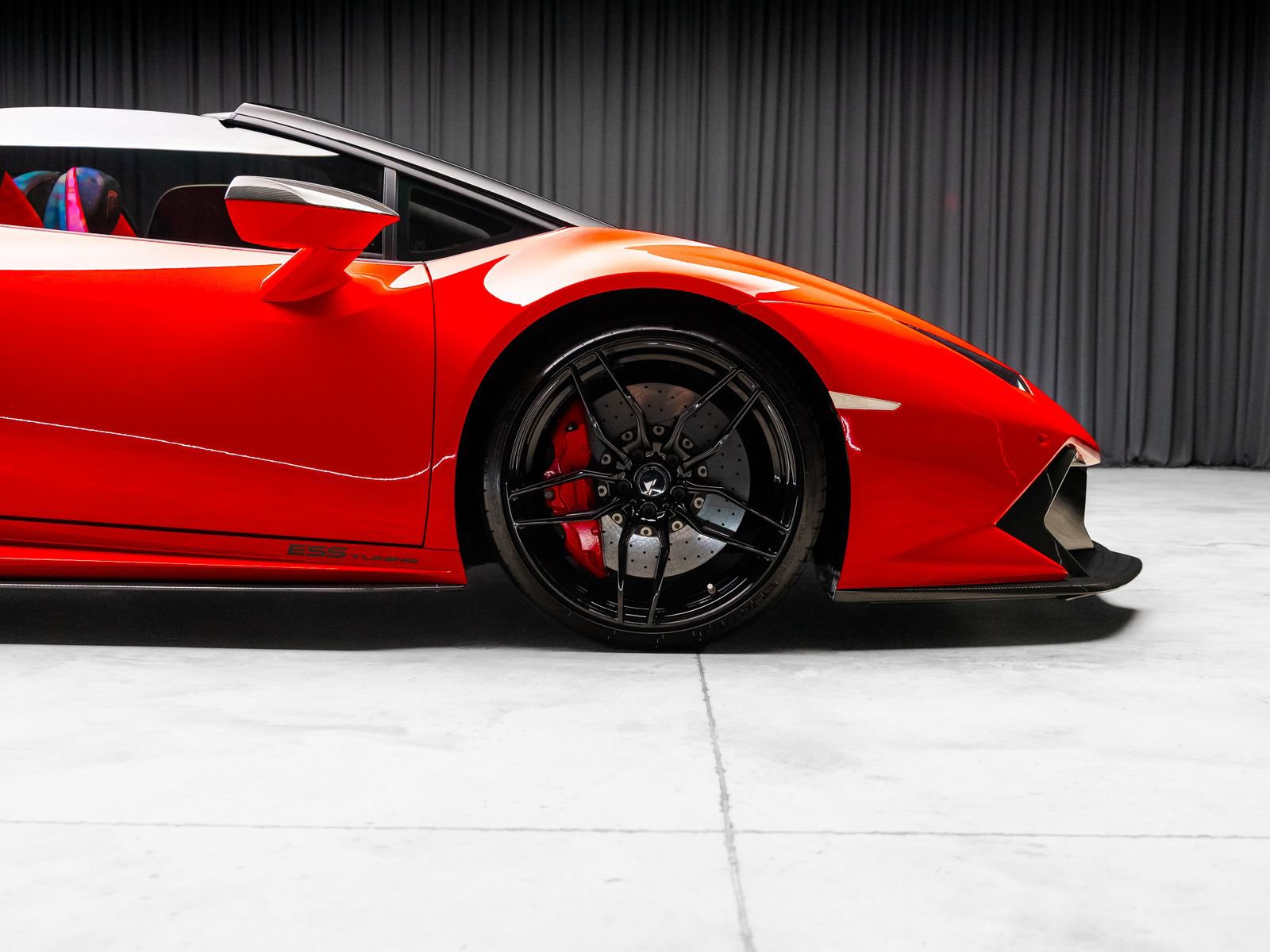 Used 2017 Lamborghini Huracan LP 610-4 AWD/4WD image 32