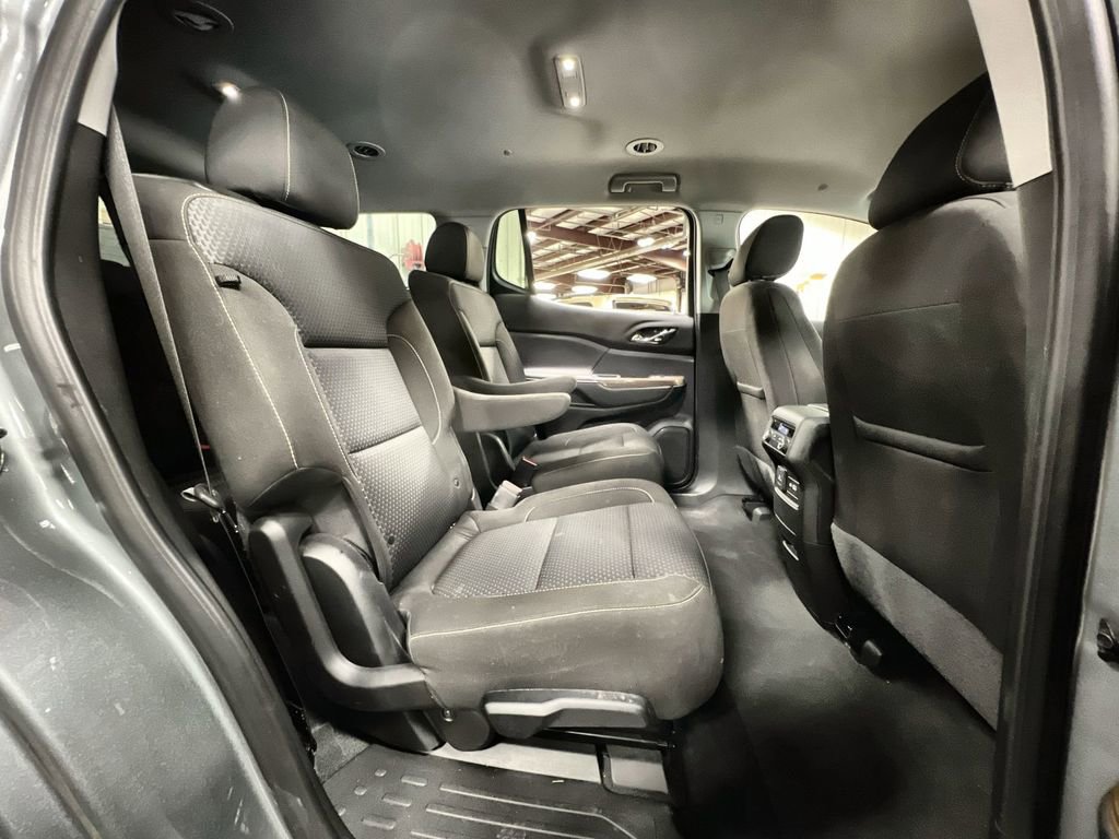 Used 2023 GMC Acadia SLE w/ Driver Convenience Package image 24