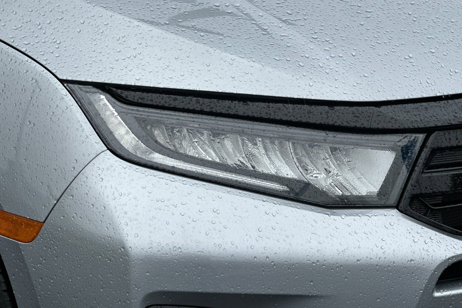 Certified 2025 Honda Odyssey Touring image 11