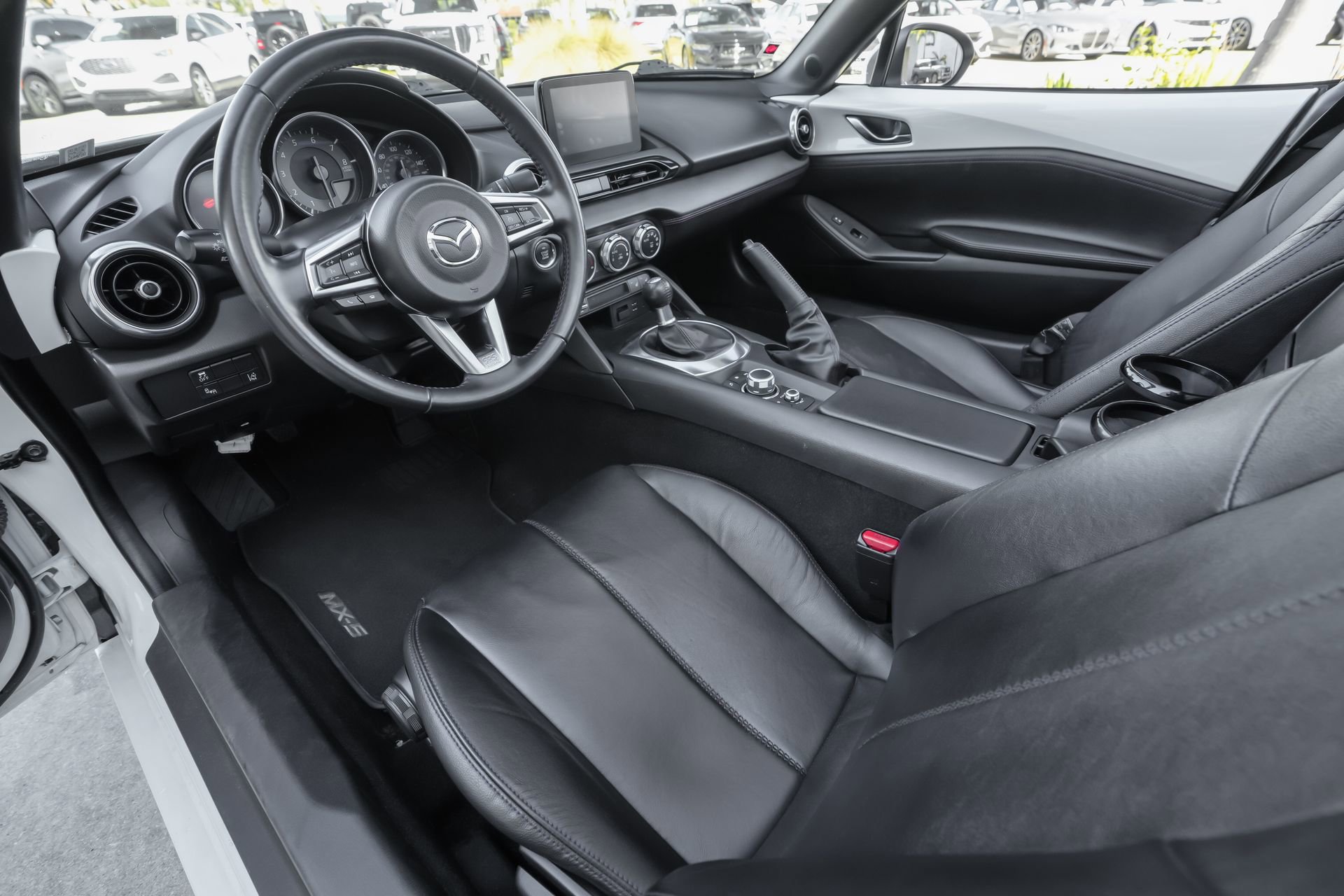 Used 2018 MAZDA MX-5 Miata RF Grand Touring image 6
