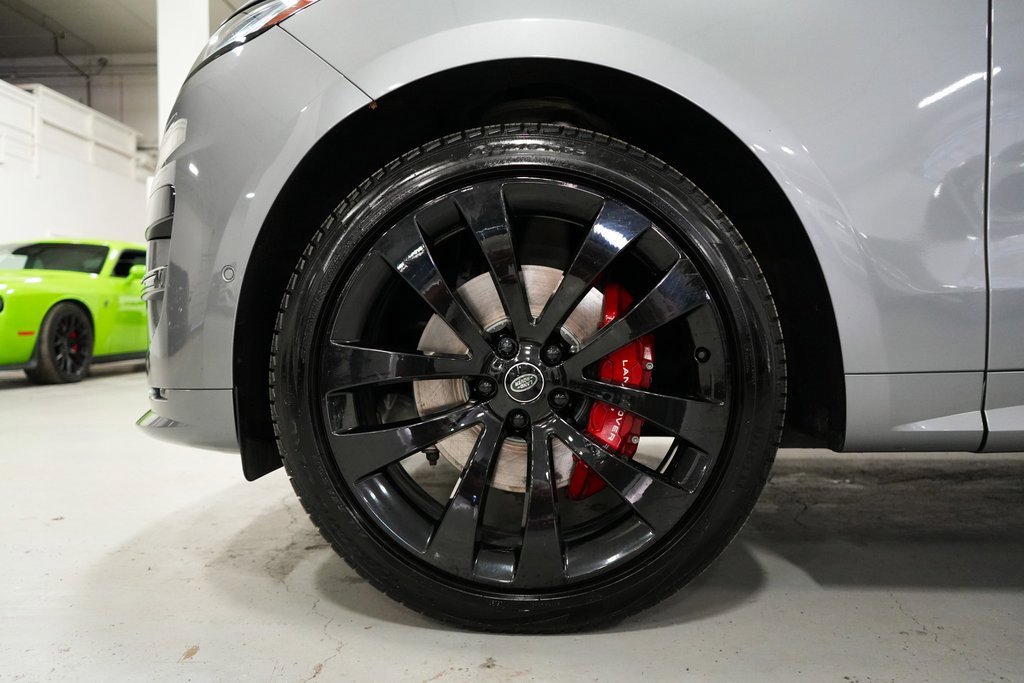 Used 2023 Land Rover Range Rover Sport SE Dynamic image 36