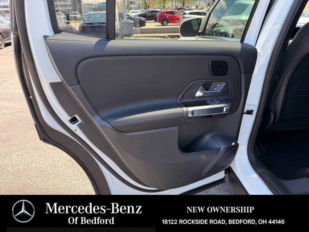 New 2026 Mercedes-Benz GLB 250 4MATIC image 19
