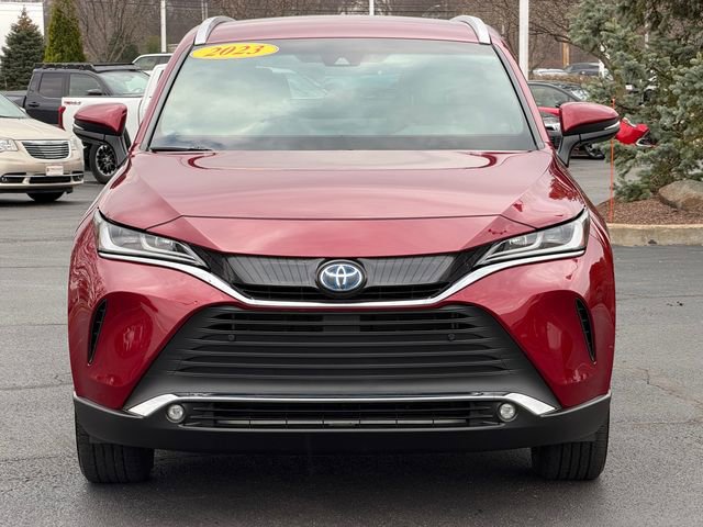 Certified 2023 Toyota Venza XLE image 9