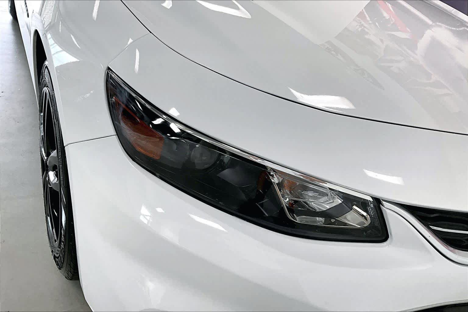 Used 2016 Chevrolet Malibu LT FWD image 29