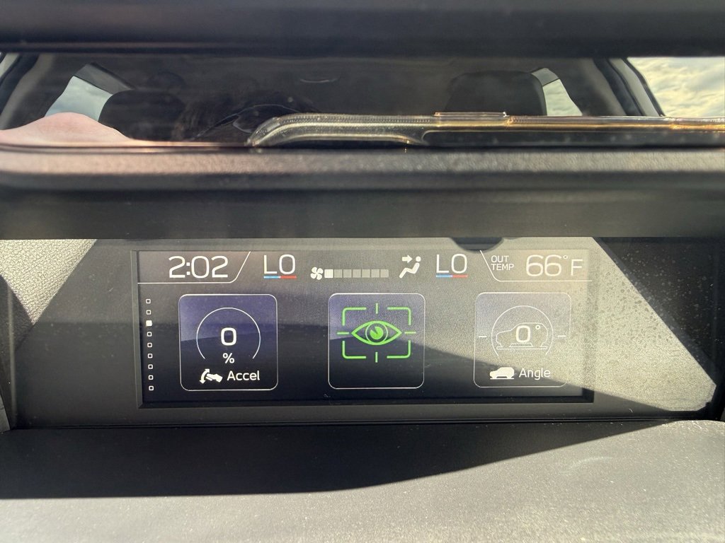 Used 2024 Subaru Forester Touring w/ Convenience Package image 19