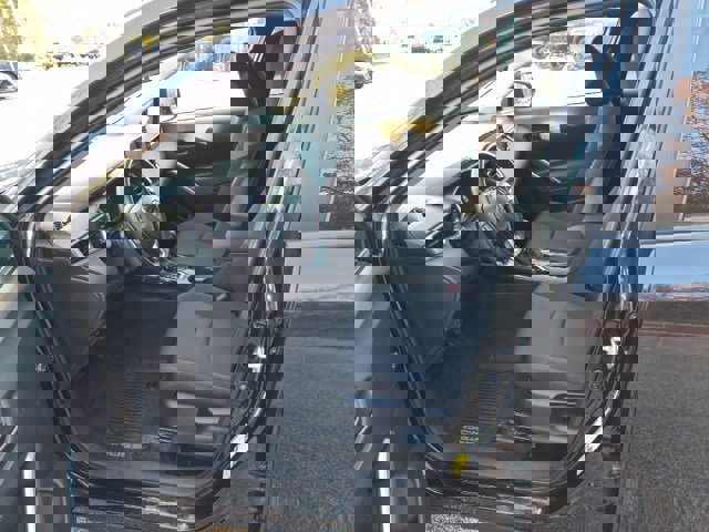 Used 2022 Toyota Corolla Cross LE image 17