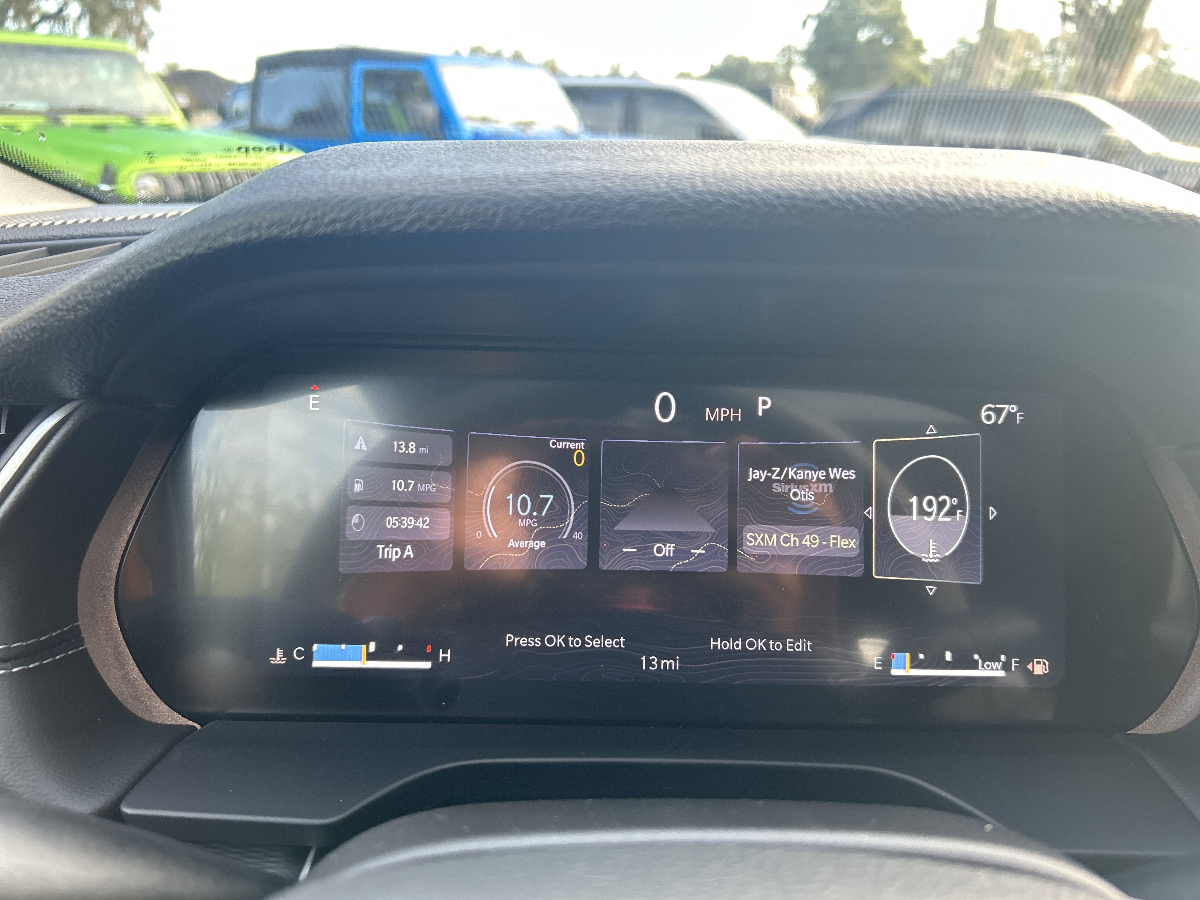 New 2025 Jeep Grand Cherokee Altitude image 22