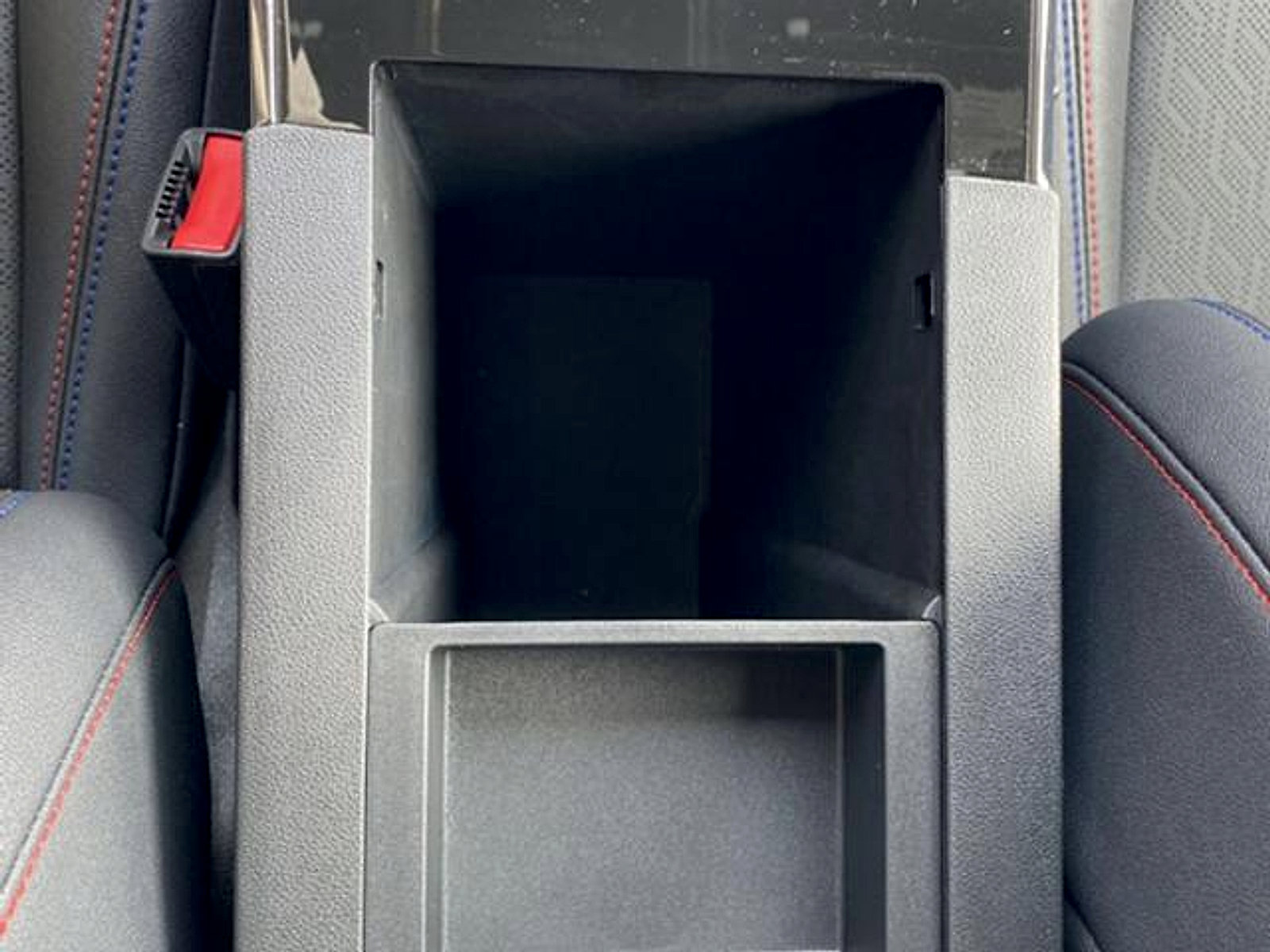 New 2026 Chevrolet Equinox RS w/ Safety and Technology Package FWD image 35