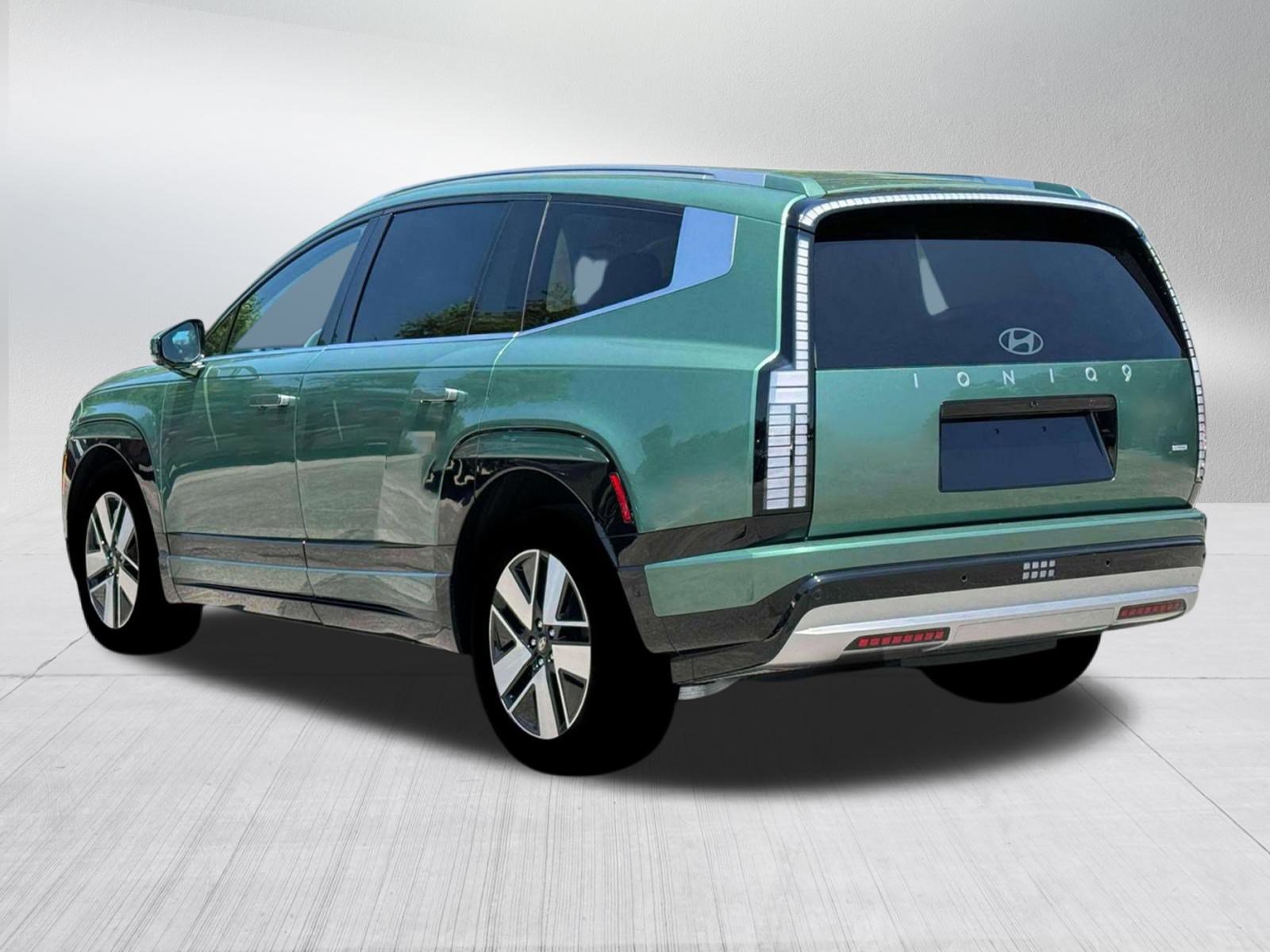 New 2026 Hyundai Ioniq 9 SEL image 5
