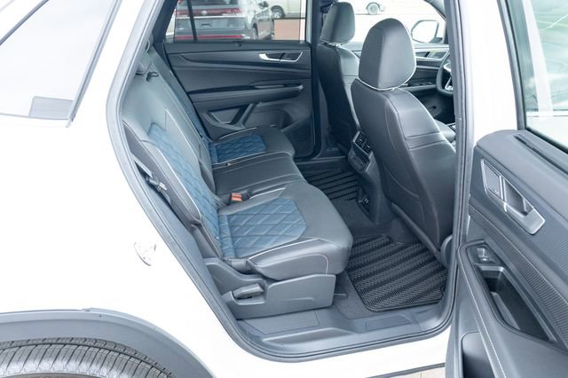 New 2026 Volkswagen Atlas Cross Sport SEL Premium R-Line AWD/4WD image 41