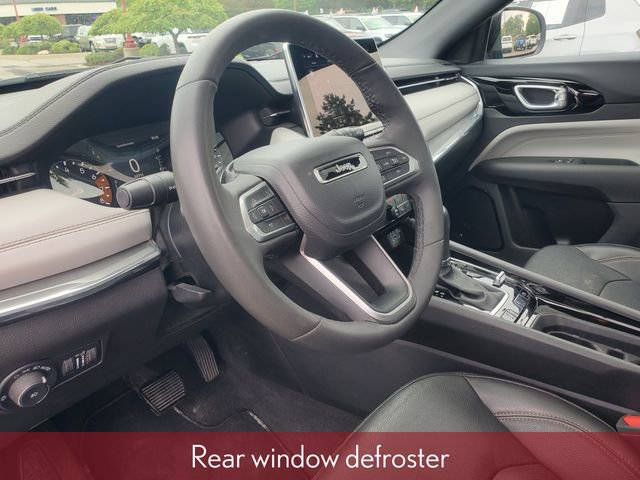 Used 2023 Jeep Compass Limited w/ Sun and Sound Group AWD/4WD image 14