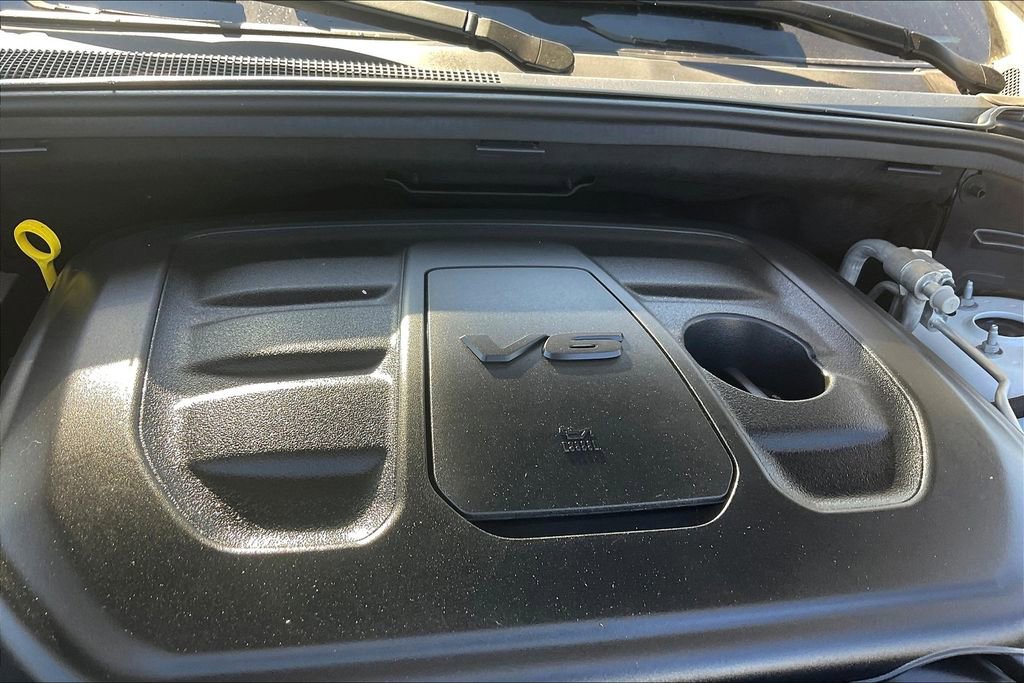 Used 2019 Jeep Grand Cherokee Laredo image 30