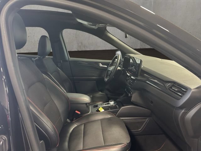 Certified 2023 Ford Escape ST-Line Elite w/ Class II Trailer Tow Package AWD/4WD image 20