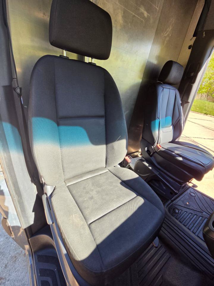 Used 2019 Mercedes-Benz Sprinter 170 image 18