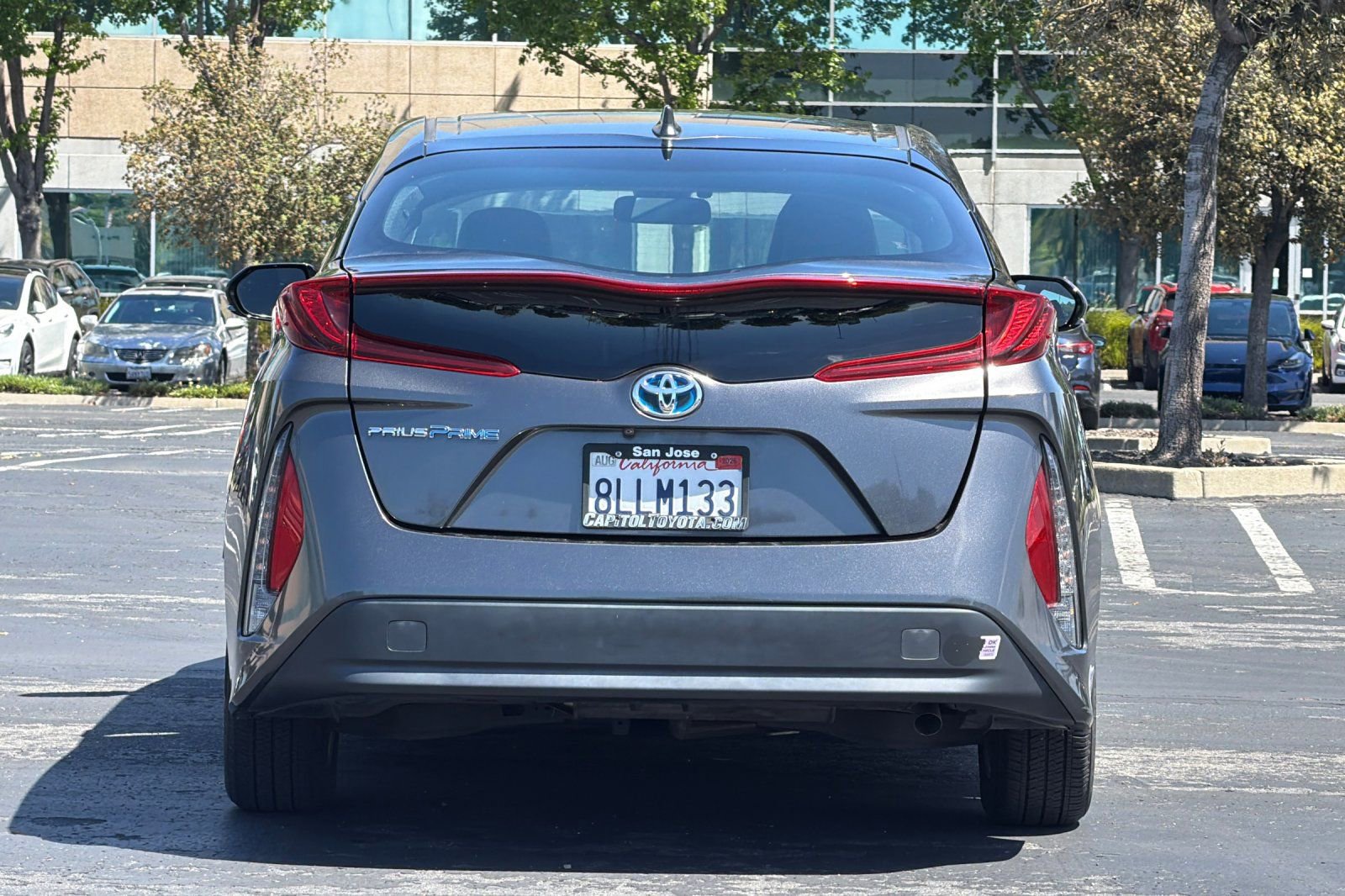 Used 2019 Toyota Prius Prime Premium FWD image 5