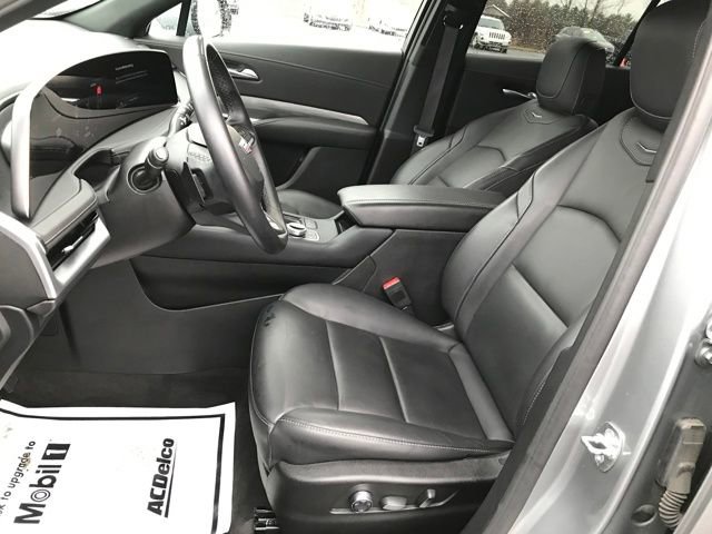 Certified 2025 Cadillac XT4 Premium Luxury image 13