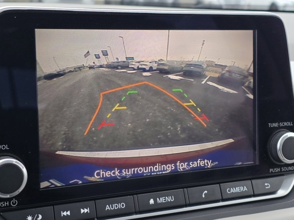 Used 2023 Nissan Rogue SV w/ SV Premium B Package image 8