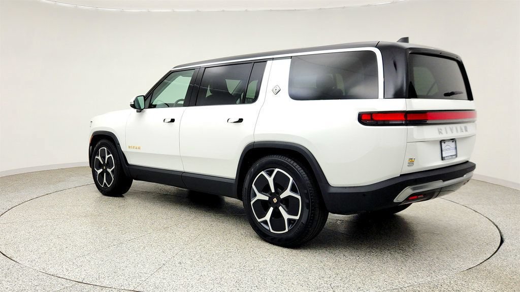Used 2024 Rivian R1S Adventure AWD/4WD image 7