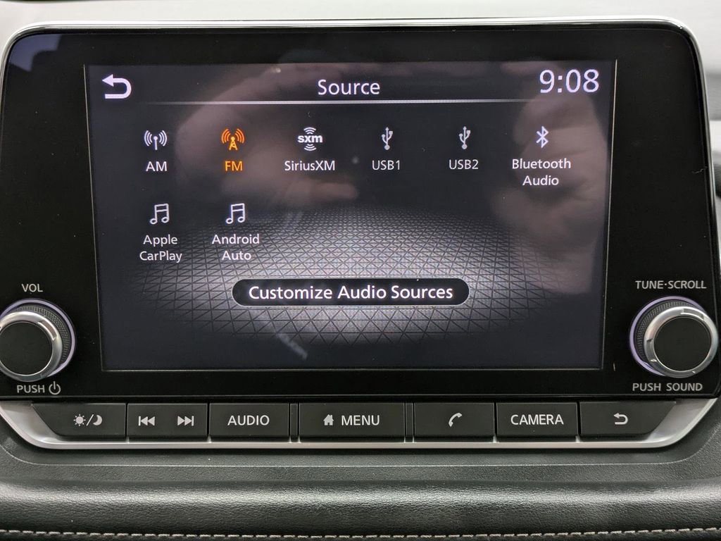 Used 2024 Nissan Rogue SV image 7