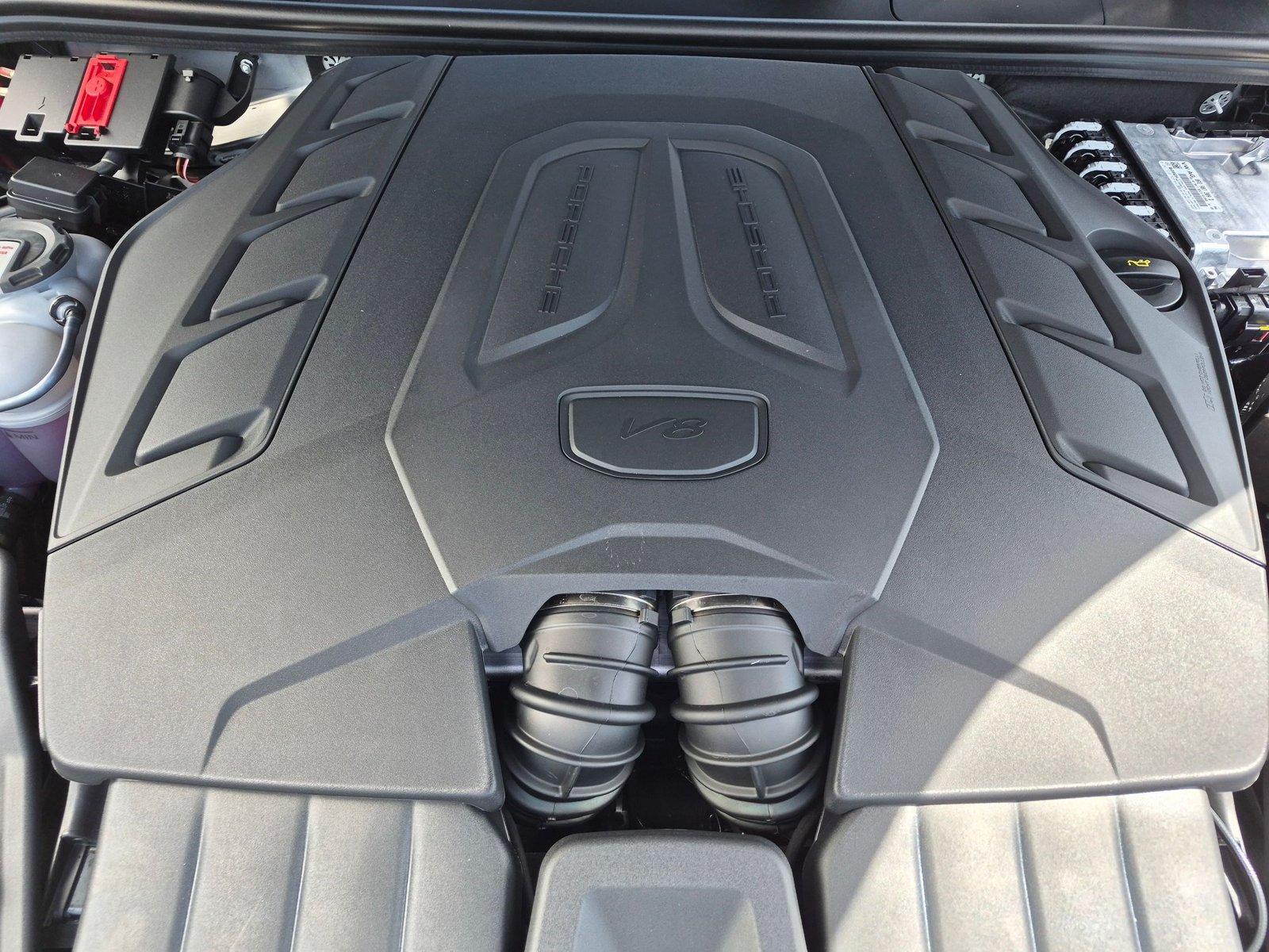 New 2026 Porsche Cayenne GTS AWD/4WD image 30