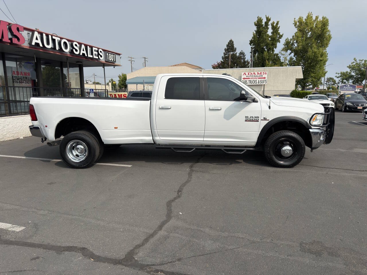 Used 2017 RAM 3500 Lone Star AWD/4WD image 2
