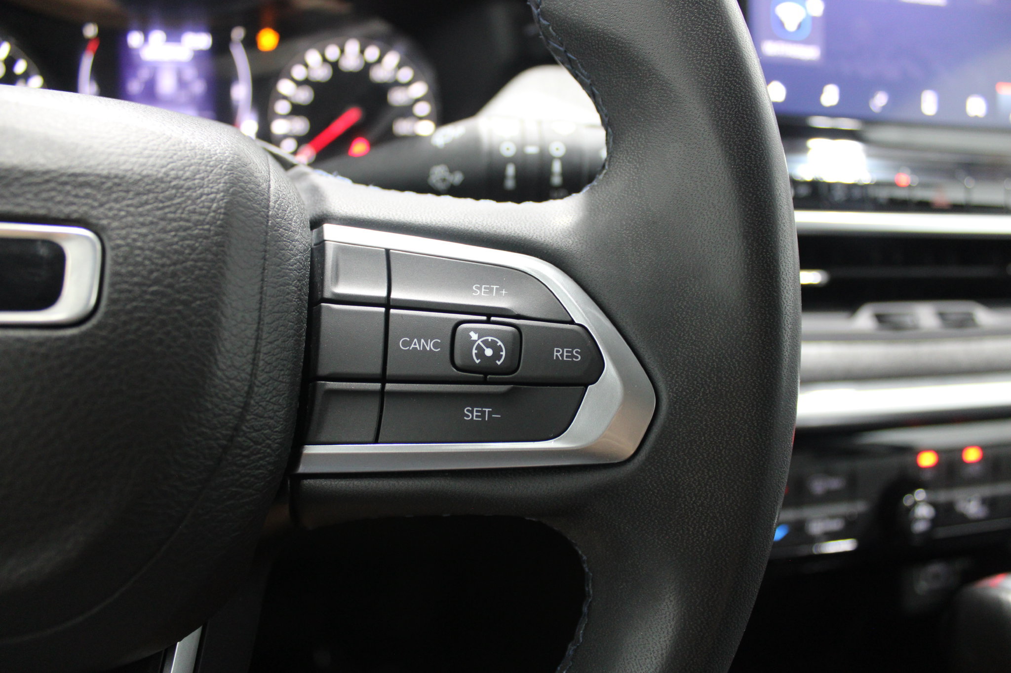Used 2022 Jeep Compass Latitude w/ Sun and Sound Group FWD image 33