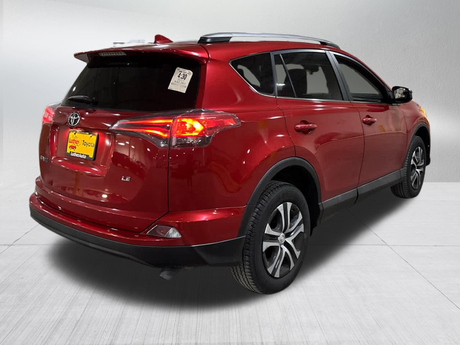 Certified 2017 Toyota RAV4 LE w/ Carpet Mat Package FWD image 6