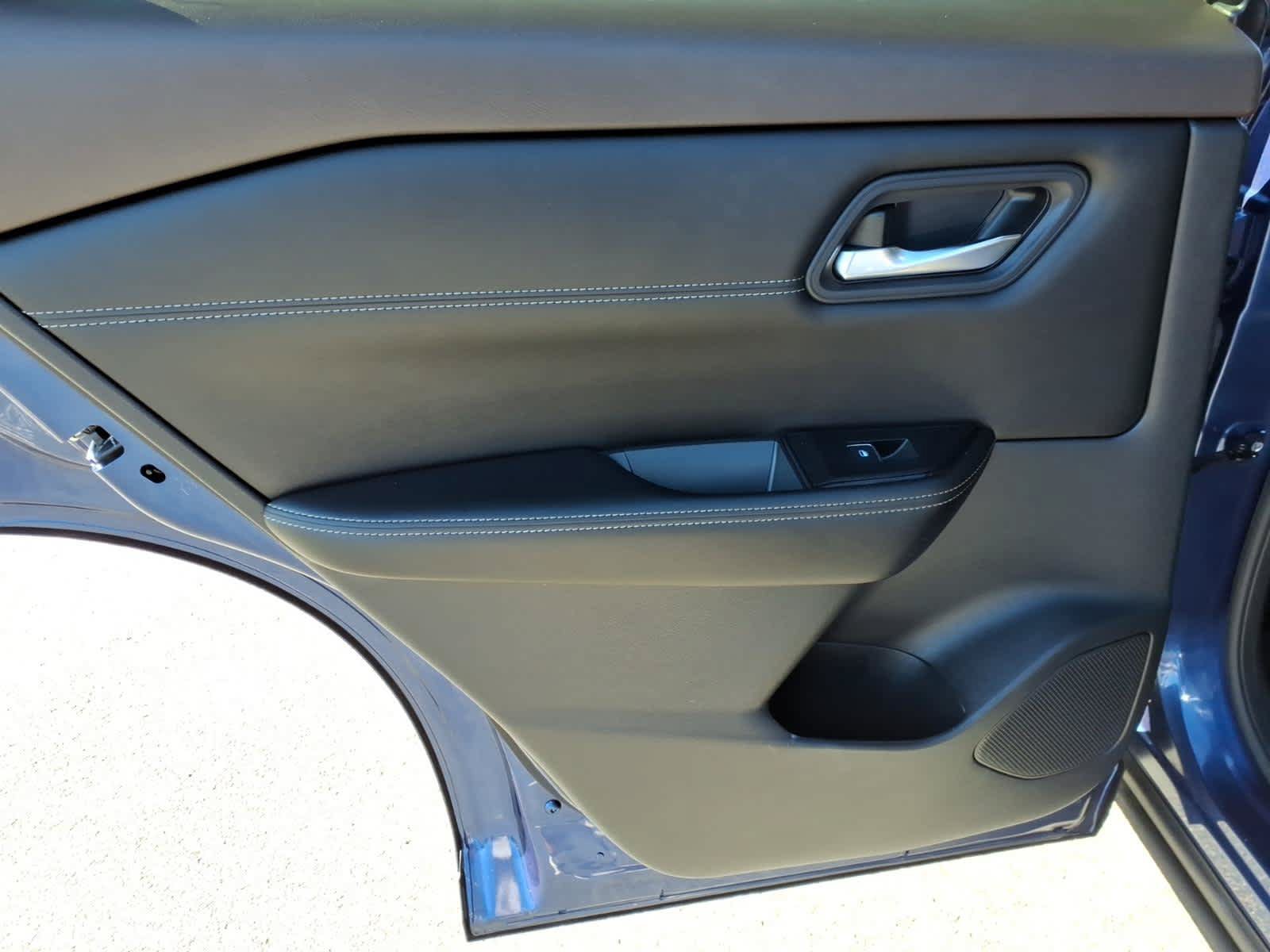 Certified 2023 Nissan Rogue SL AWD/4WD image 12