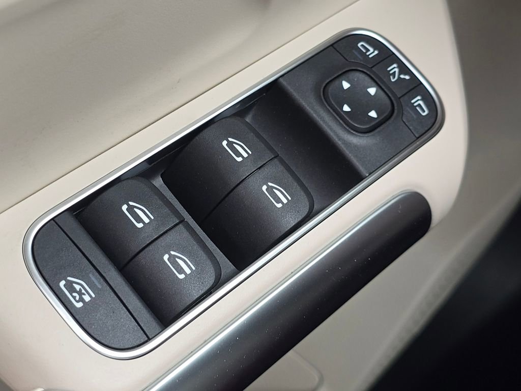 New 2026 Mercedes-Benz GLA 250 4MATIC image 28