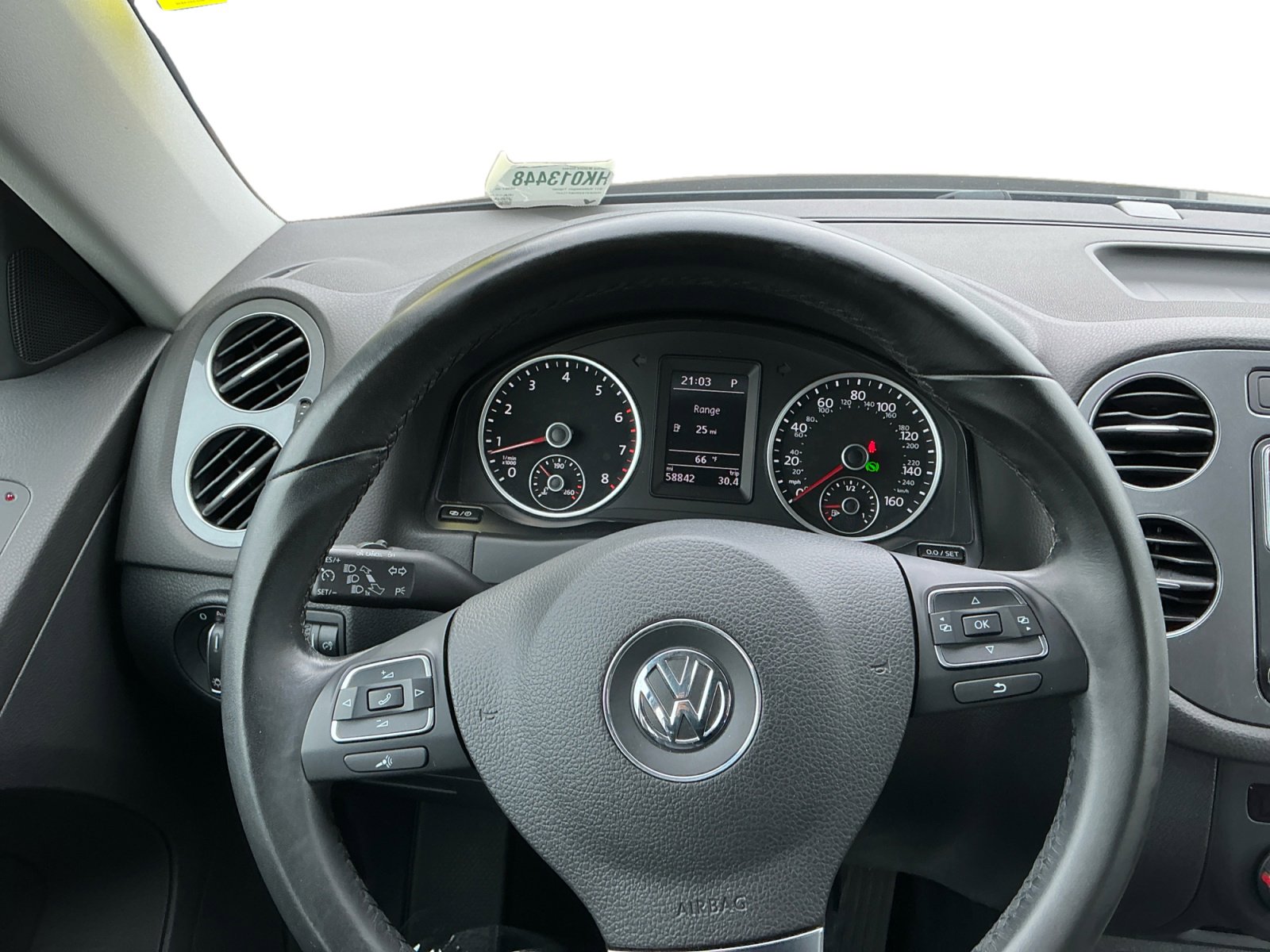 Used 2017 Volkswagen Tiguan S FWD image 12