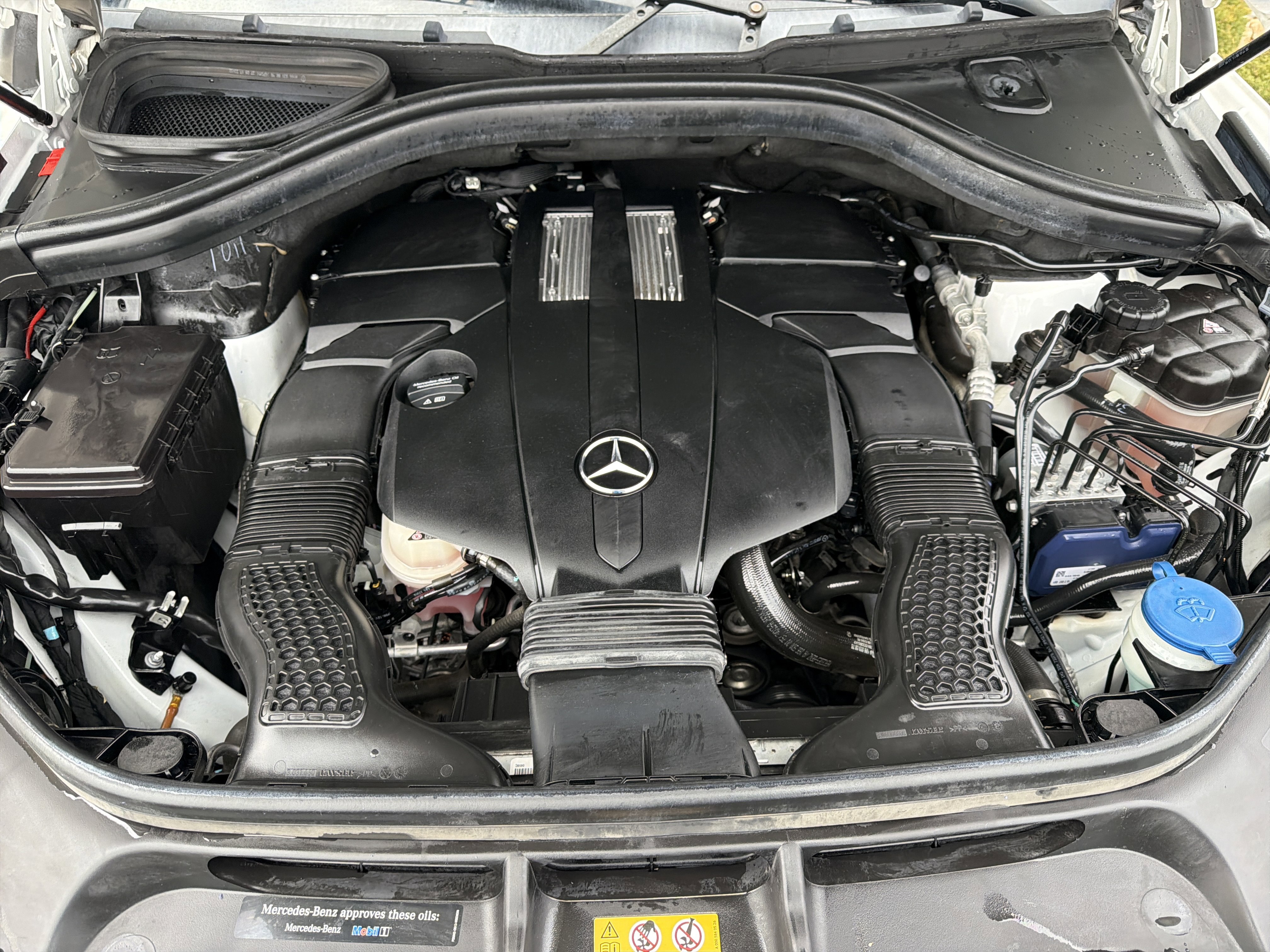 Used 2018 Mercedes-Benz GLS 450 4MATIC image 30