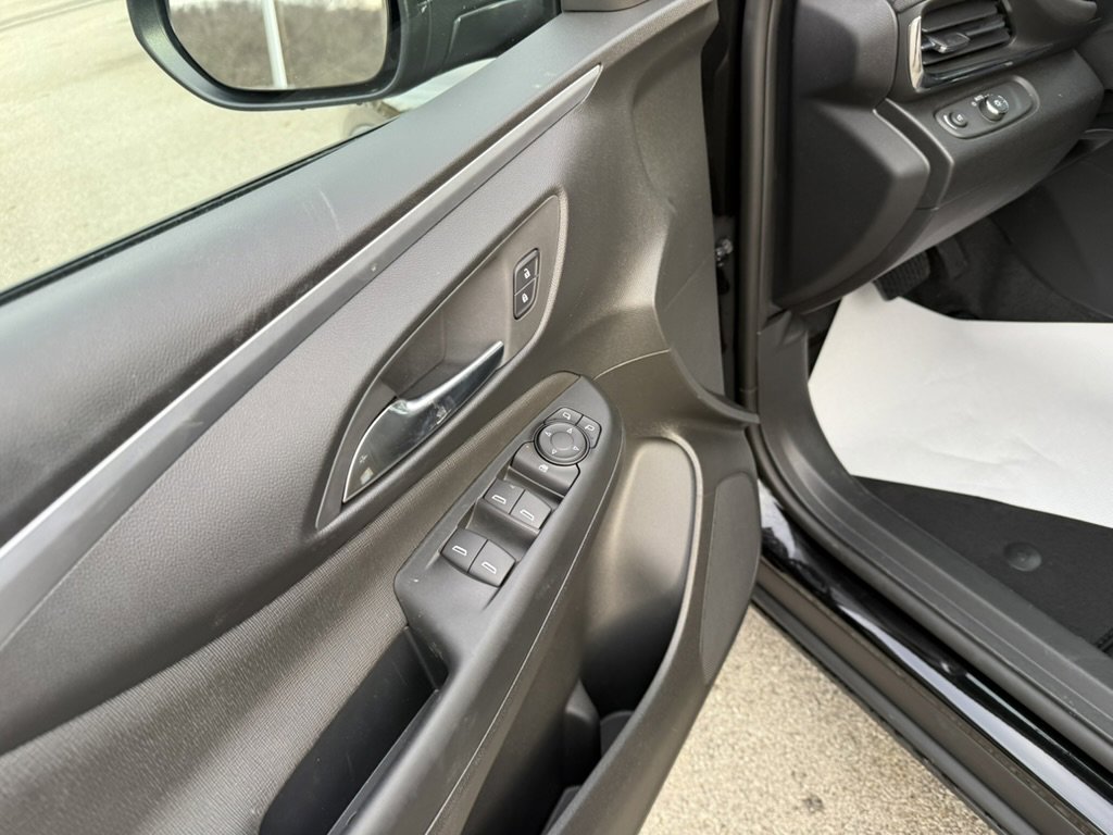 New 2026 Buick Envista Preferred image 13