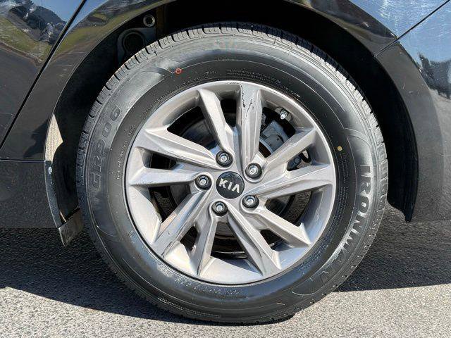 Used 2020 Kia Optima LX FWD image 15