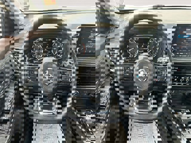 Certified 2023 Nissan Rogue SV image 12