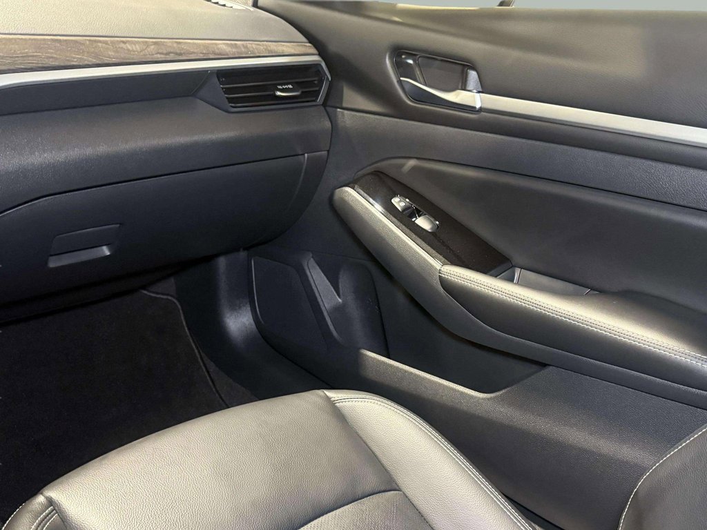 Used 2024 Nissan Altima 2.5 SL image 21
