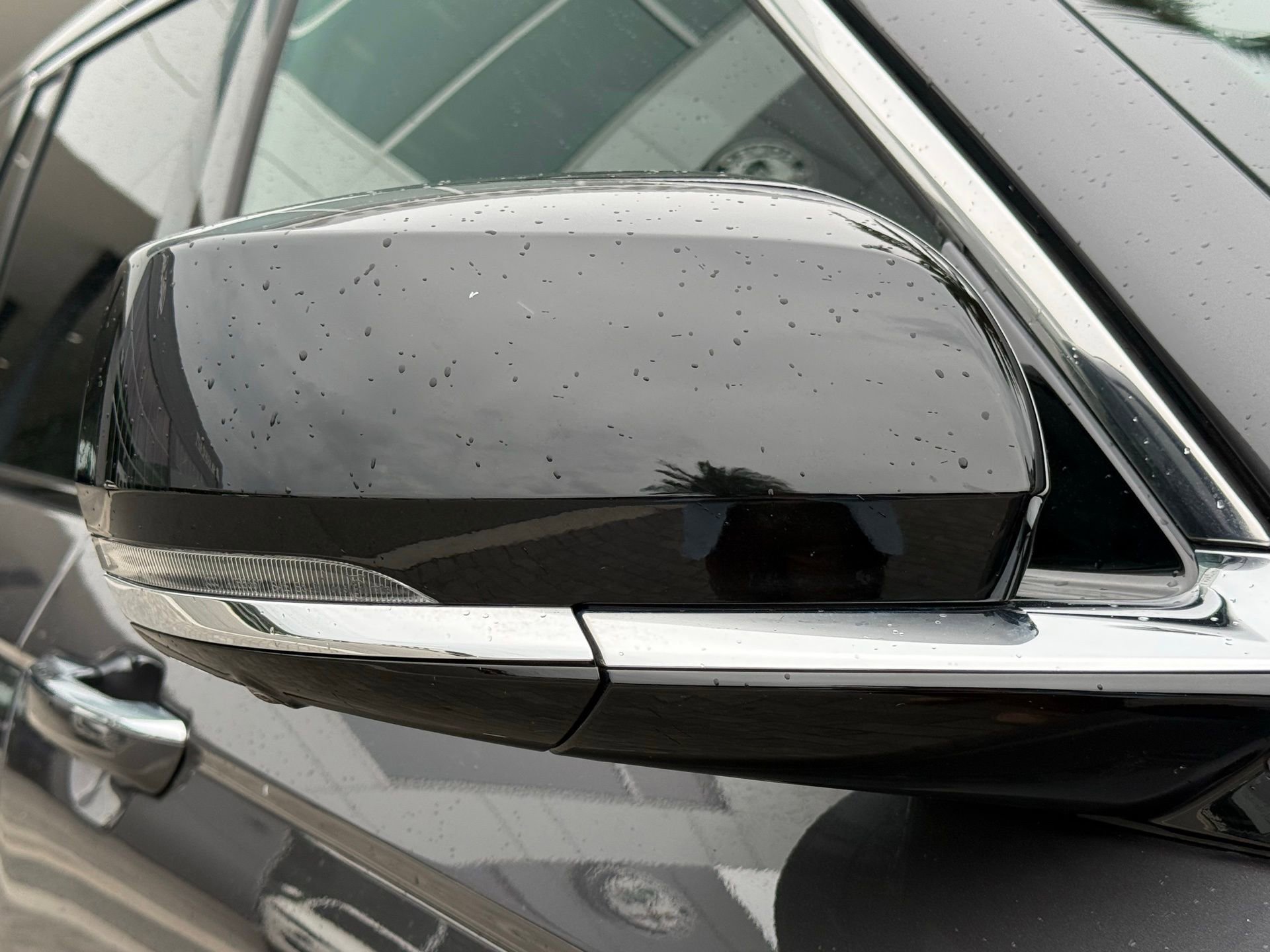 Used 2022 Jeep Grand Cherokee Overland w/ Advanced Protech Group III image 19