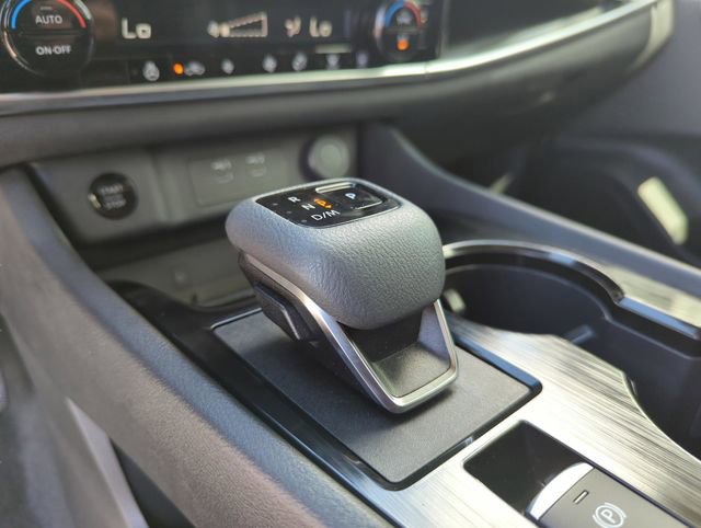 Certified 2024 Nissan Rogue SL image 37